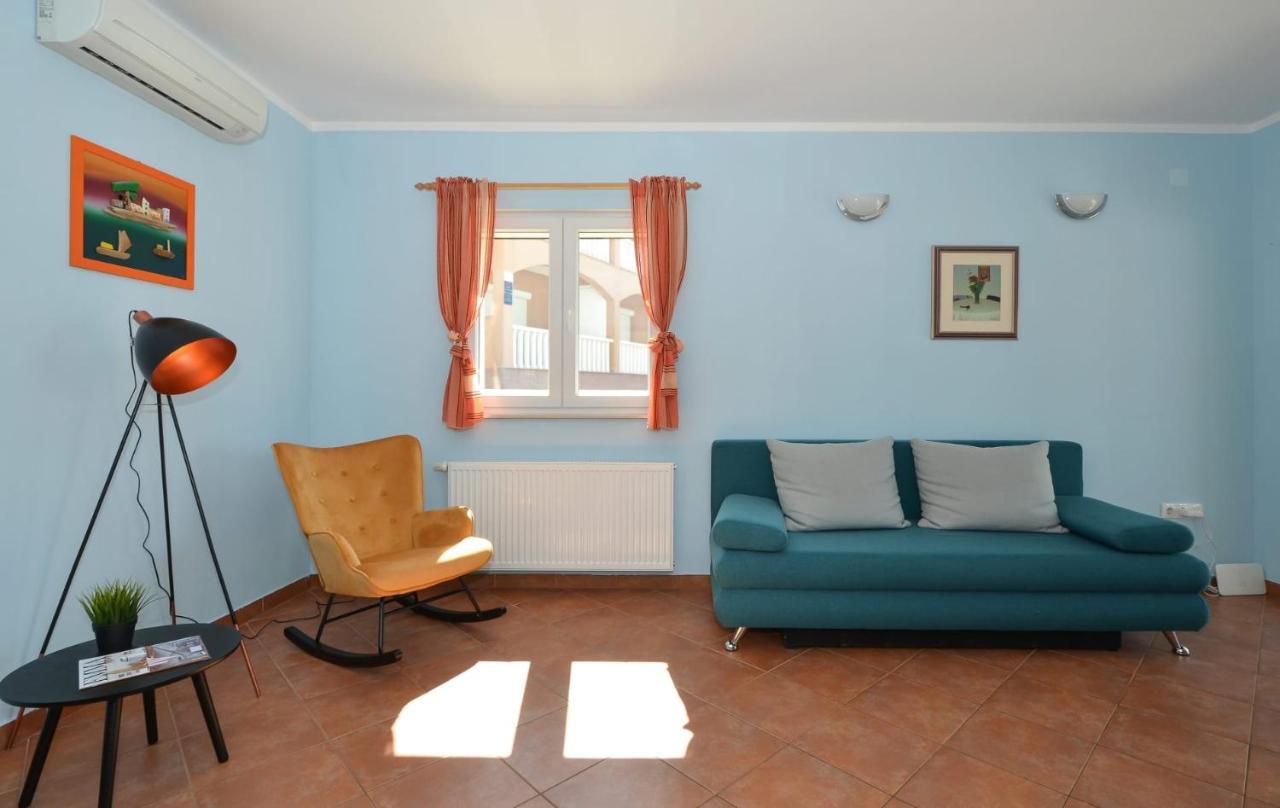 Apartments Santo Trogir - Okrug Gornji Экстерьер фото