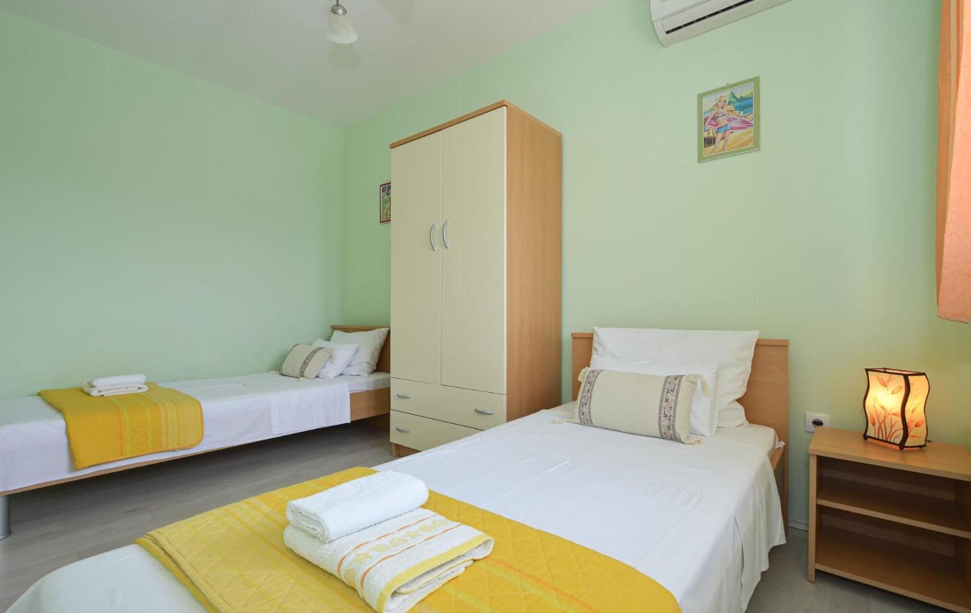 Apartments Santo Trogir - Okrug Gornji Экстерьер фото
